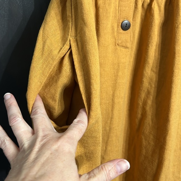 universal threads women’s mustard button dress. Size M - Picture 3 of 10